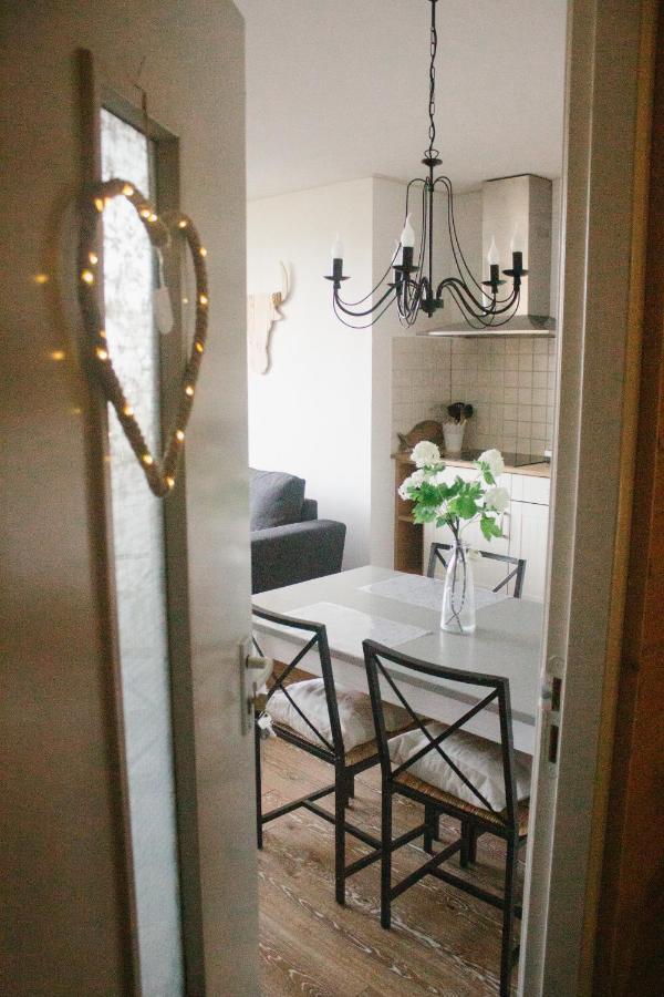T'Hus Bed & Breakfast Katlijk Luaran gambar