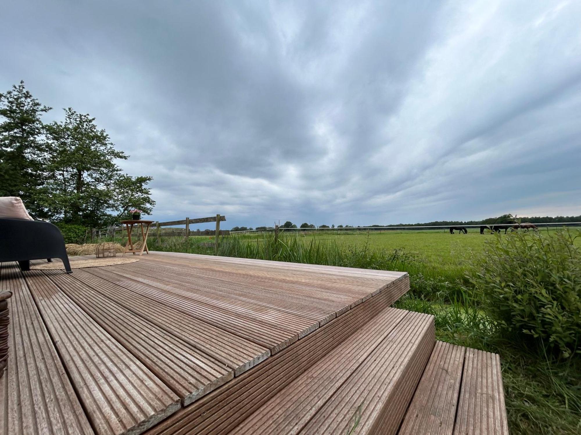 T'Hus Bed & Breakfast Katlijk Luaran gambar